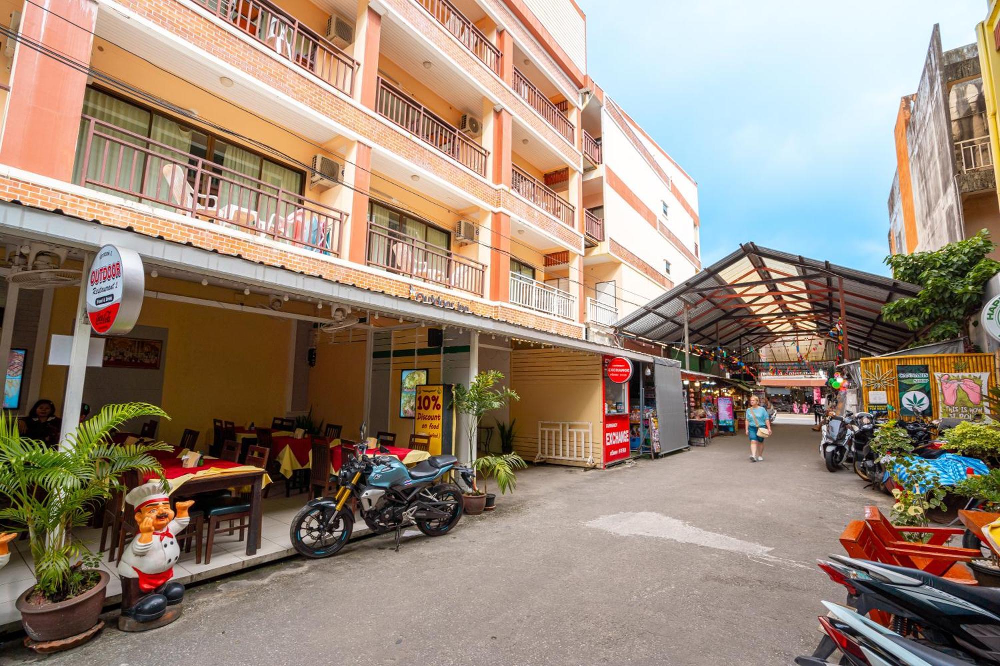 Outdoor Inn Kata Hotel Exterior photo